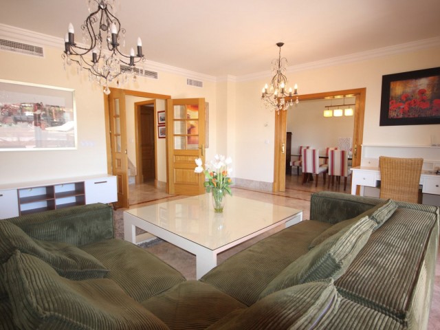 Villa con 3 Dormitorios  en Santa Clara