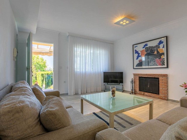 4 Schlafzimmer Villa in Costabella