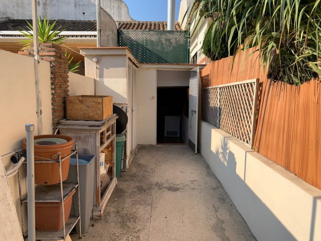 Comercial con 0 Dormitorios  en La Cala de Mijas