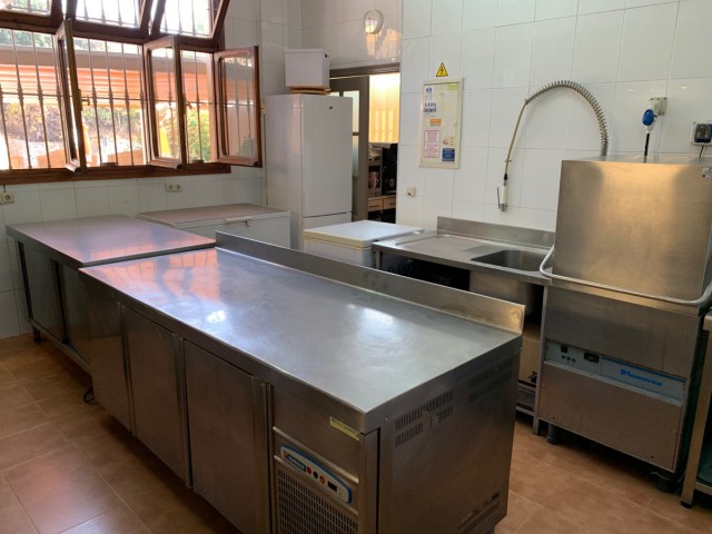 Comercial con 0 Dormitorios  en La Cala de Mijas