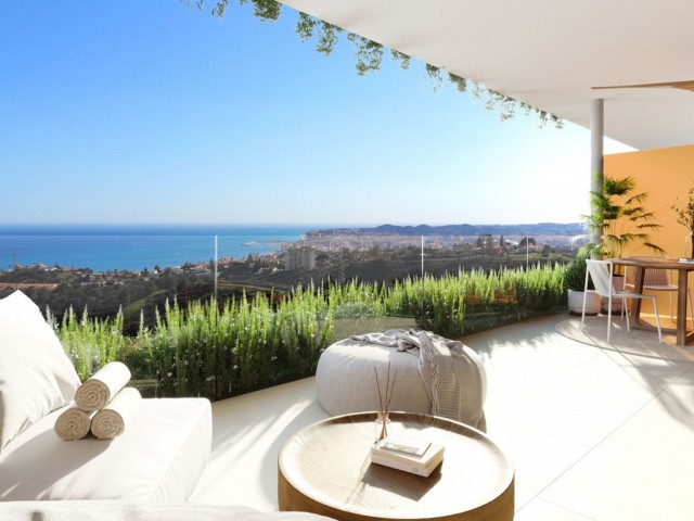 2 Bedrooms Apartment in Benalmadena
