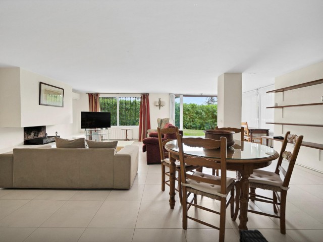 5 Sovrums Villa i Elviria