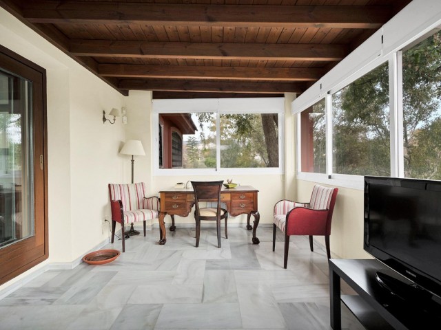 5 Sovrums Villa i Elviria