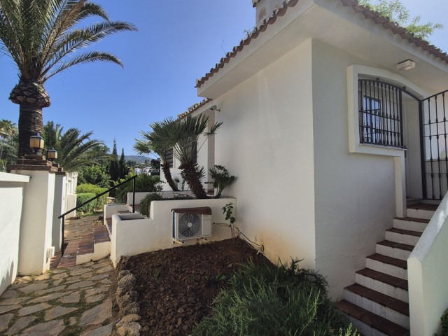 5 Schlafzimmer Villa in Elviria