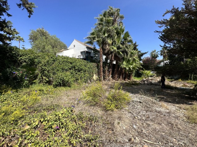  Plot in Nueva Andalucía