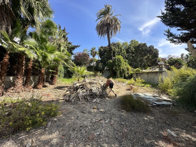  Plot in Nueva Andalucía
