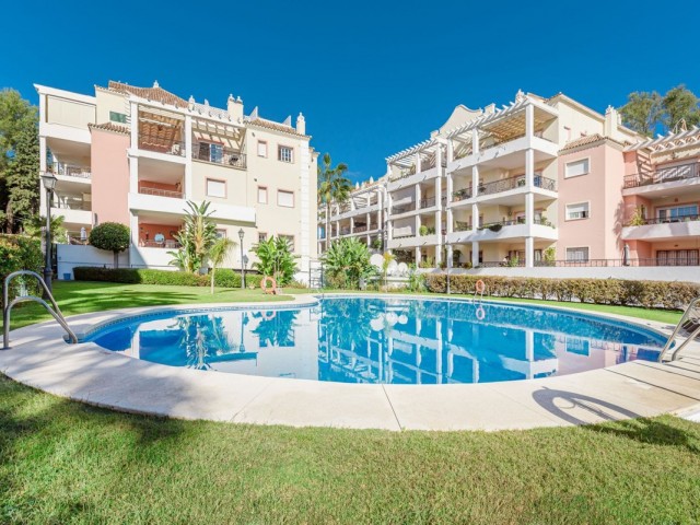 Apartamento, Nueva Andalucia, R4677070