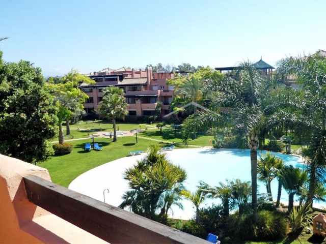 Apartment, Guadalmina Baja, R4688896