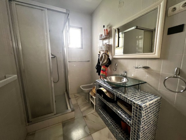 Villa con 4 Dormitorios  en La Capellania