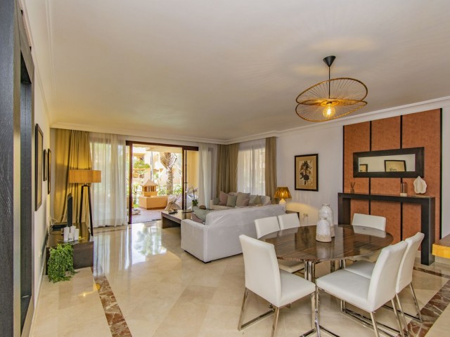Apartment, San Pedro de Alcántara, R4688527