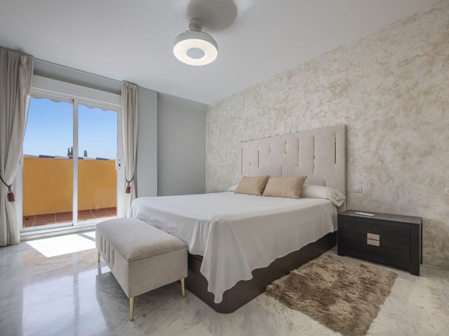 Huoneisto, Bahía de Marbella, R4691428