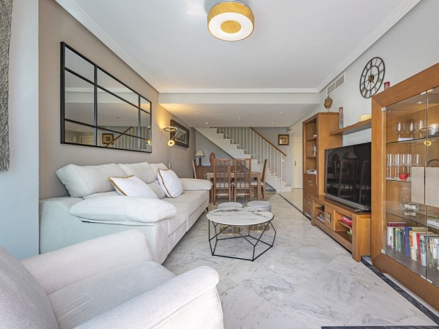 Appartement avec 3 Chambres  à Bahía de Marbella