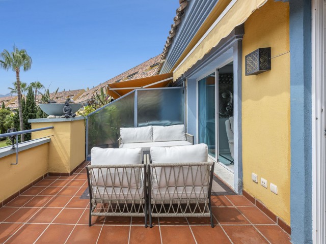 Appartement avec 3 Chambres  à Bahía de Marbella
