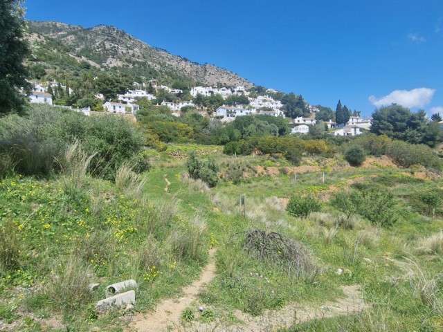  Plot in Mijas