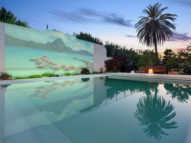 4 Bedrooms Villa in Guadalmina Baja