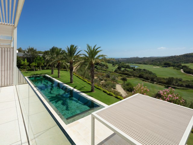 5 Bedrooms Villa in Casares