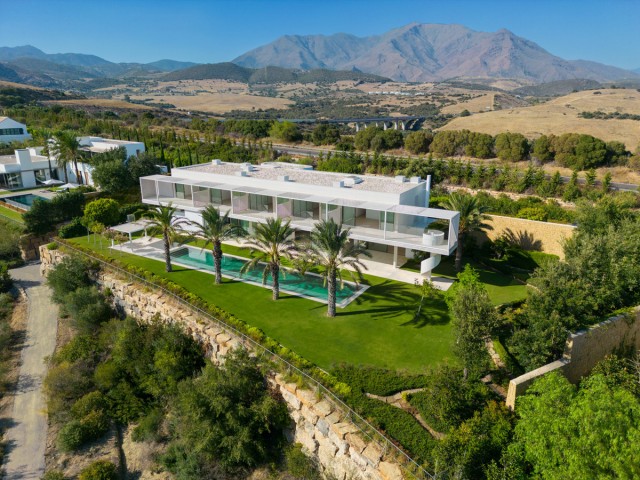 Villa avec 5 Chambres  à Casares