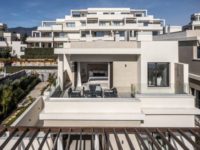 5 Soveroms Villa i New Golden Mile