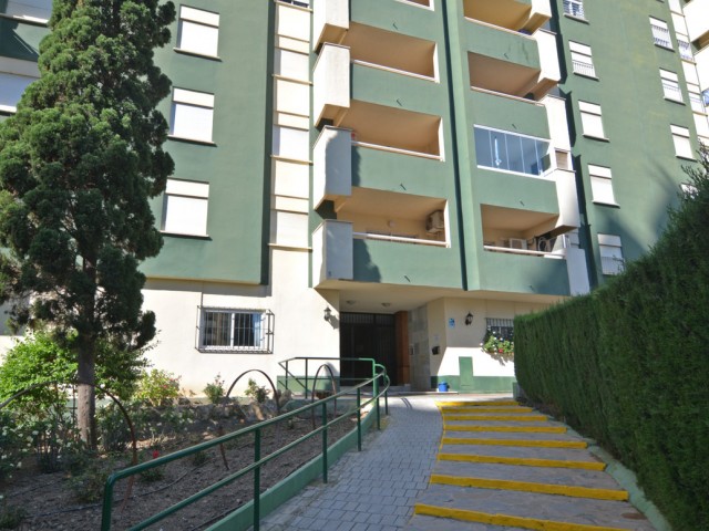 Apartamento con 3 Dormitorios  en Los Boliches