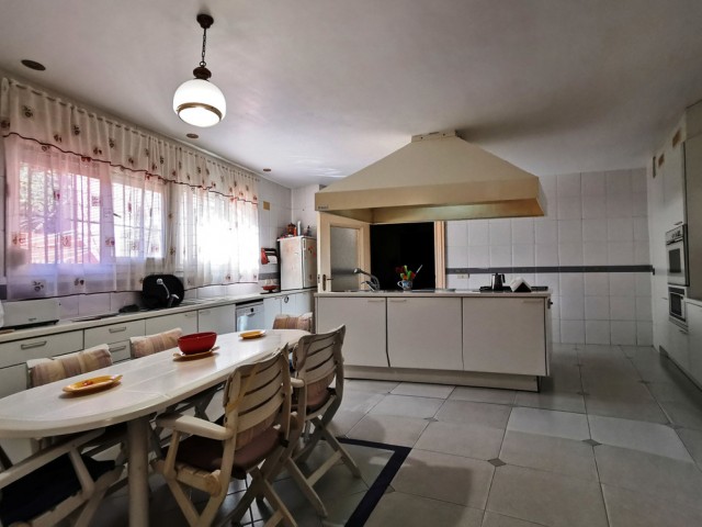 11 Soveroms Villa i Torremolinos