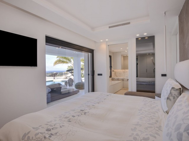 Villa con 4 Dormitorios  en Marbella