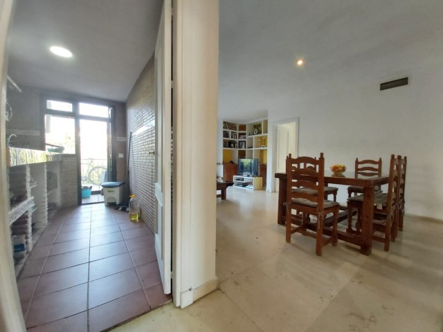 Apartment, La Duquesa, R3977368
