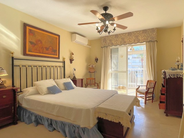 Appartement avec 4 Chambres  à Marbella