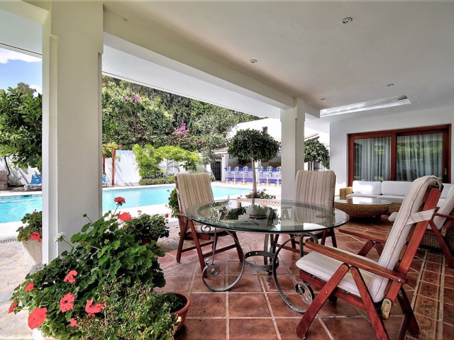 5 Bedrooms Villa in Costalita