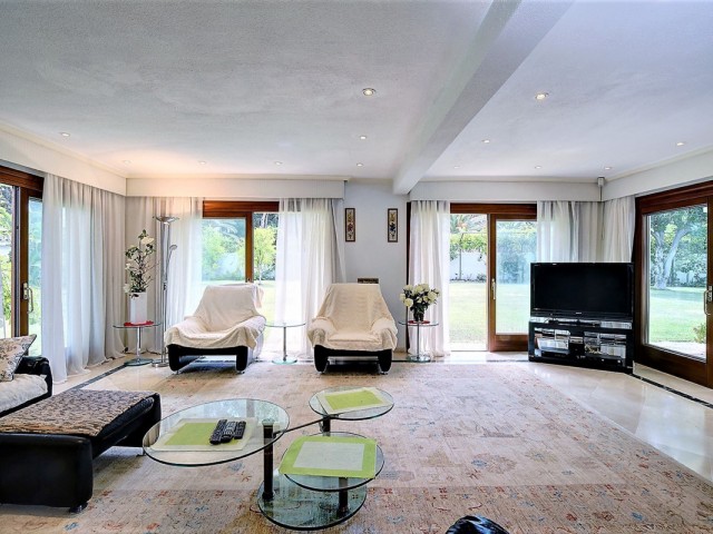 5 Bedrooms Villa in Costalita