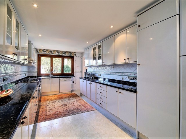 5 Bedrooms Villa in Costalita