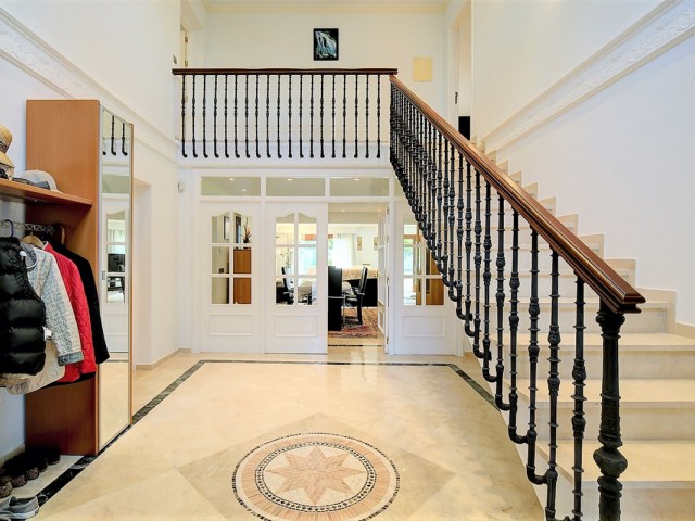 5 Bedrooms Villa in Costalita