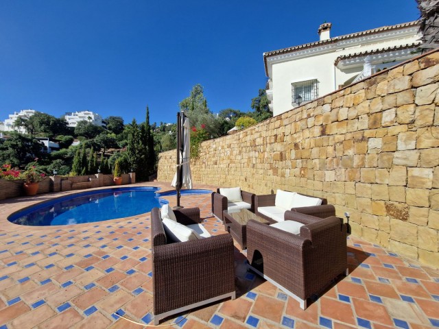 6 Bedrooms Villa in La Mairena
