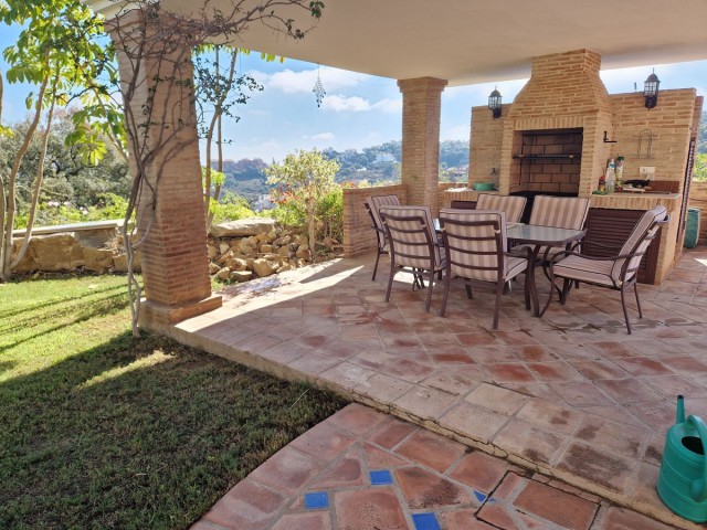 6 Bedrooms Villa in La Mairena