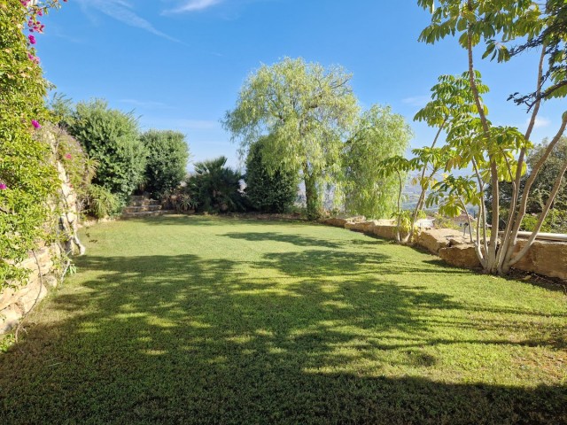 6 Bedrooms Villa in La Mairena