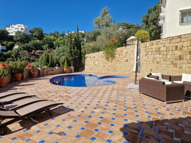 6 Bedrooms Villa in La Mairena