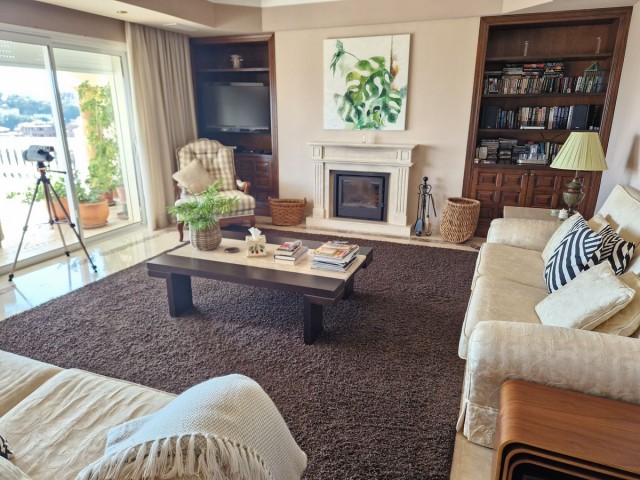 6 Bedrooms Villa in La Mairena