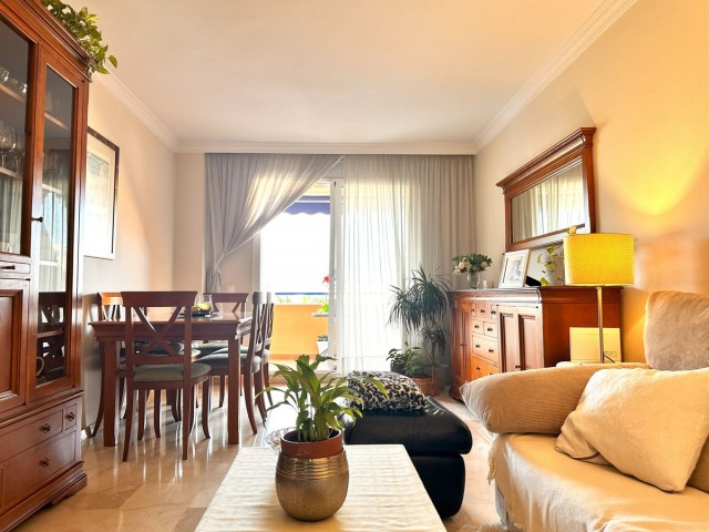 Apartment, Las Lagunas, R4687357