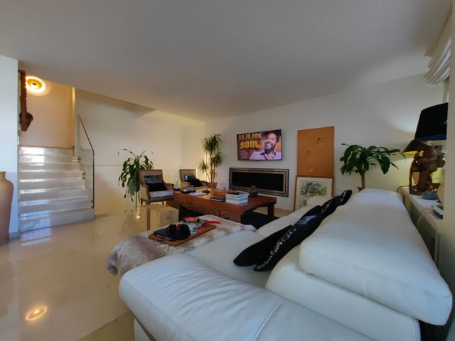 Apartamento, Estepona, R4710334