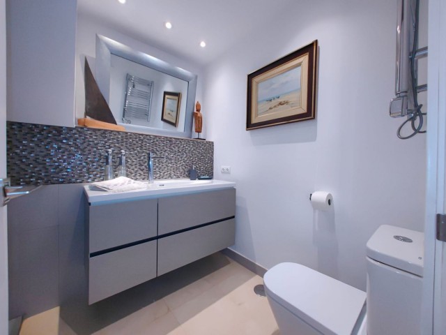 Apartamento, Estepona, R4710334