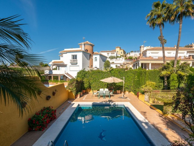 4 Sovrums Villa i Riviera del Sol