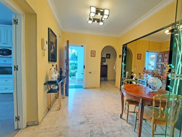 Villa con 5 Dormitorios  en Benalmadena Costa