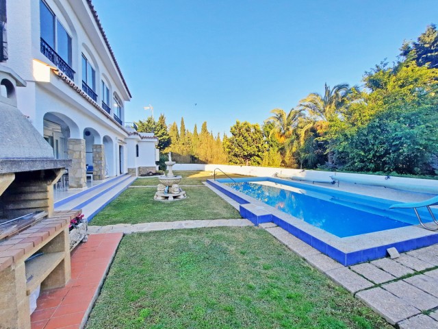 Villa avec 5 Chambres  à Benalmadena Costa