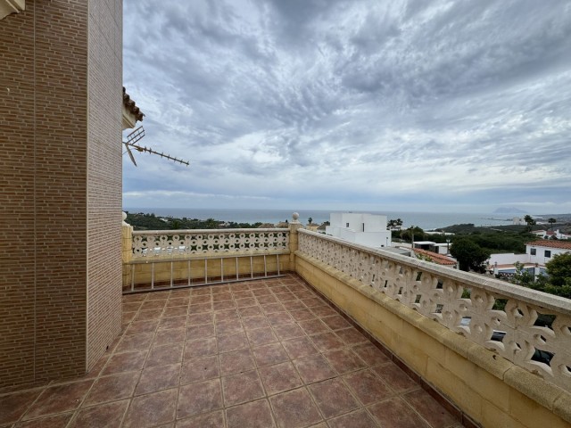 3 Soveroms Villa i Sotogrande