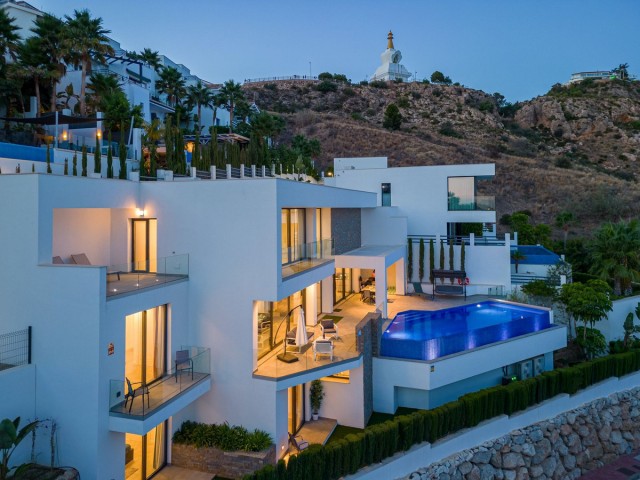 Villa avec 4 Chambres  à Benalmadena Costa