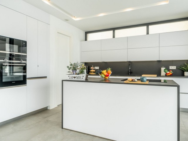 4 Schlafzimmer Villa in Benalmadena Costa