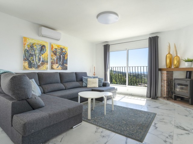 5 Bedrooms Villa in La Cala de Mijas