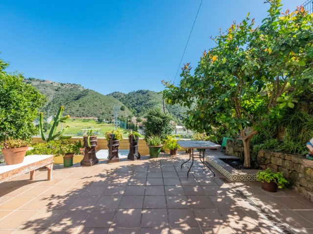 Apartment, Benahavis, R4731853