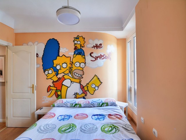 Apartamento con 4 Dormitorios  en Málaga Centro