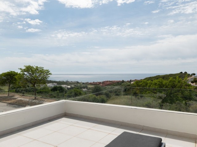 3 Makuuhuoneen Rivitalo Casares