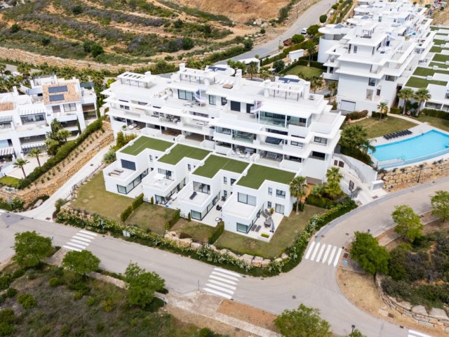 3 Bedrooms Townhouse in Casares